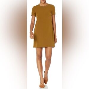 Lark & Ro Dark Yellow Short Sleeve Dress